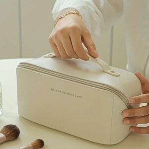 Travel Large Capacity Cosmetic Bag For Women, Portable Makeup Bag